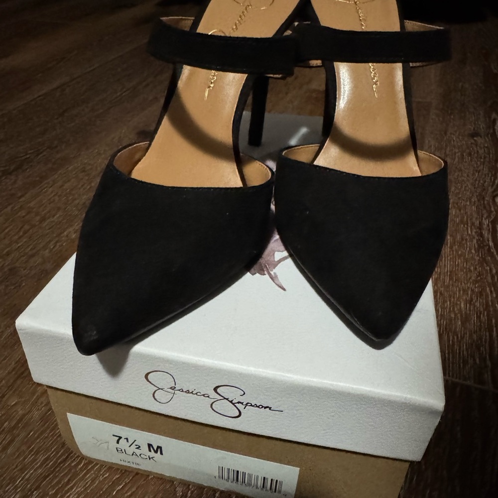 Jessica Simpson Black Stiletto Heels - Picture 4 of 7